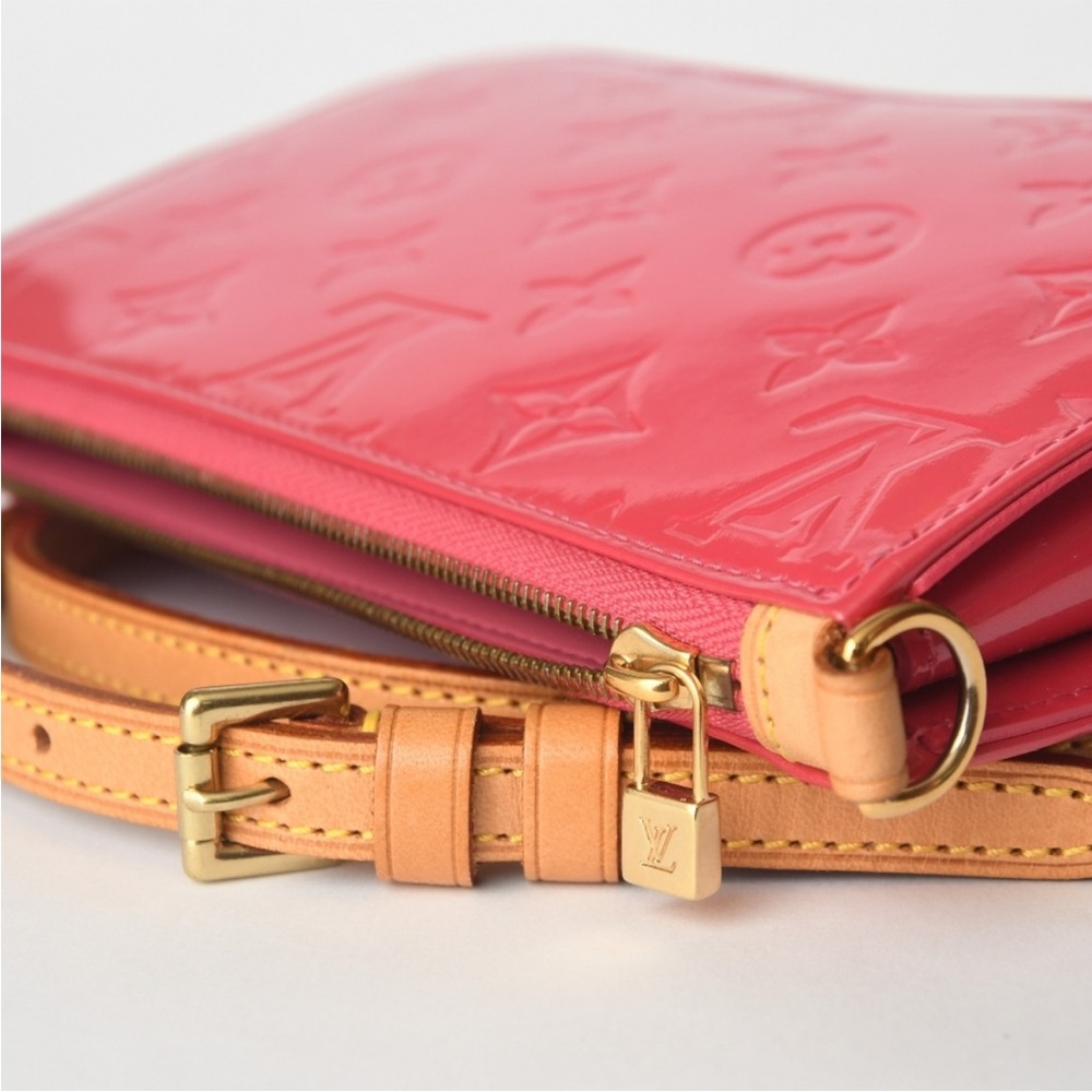 ❌SOLD❌ Authentic {Louis Vuitton} Lexington Pochette - Picture 13 of 15